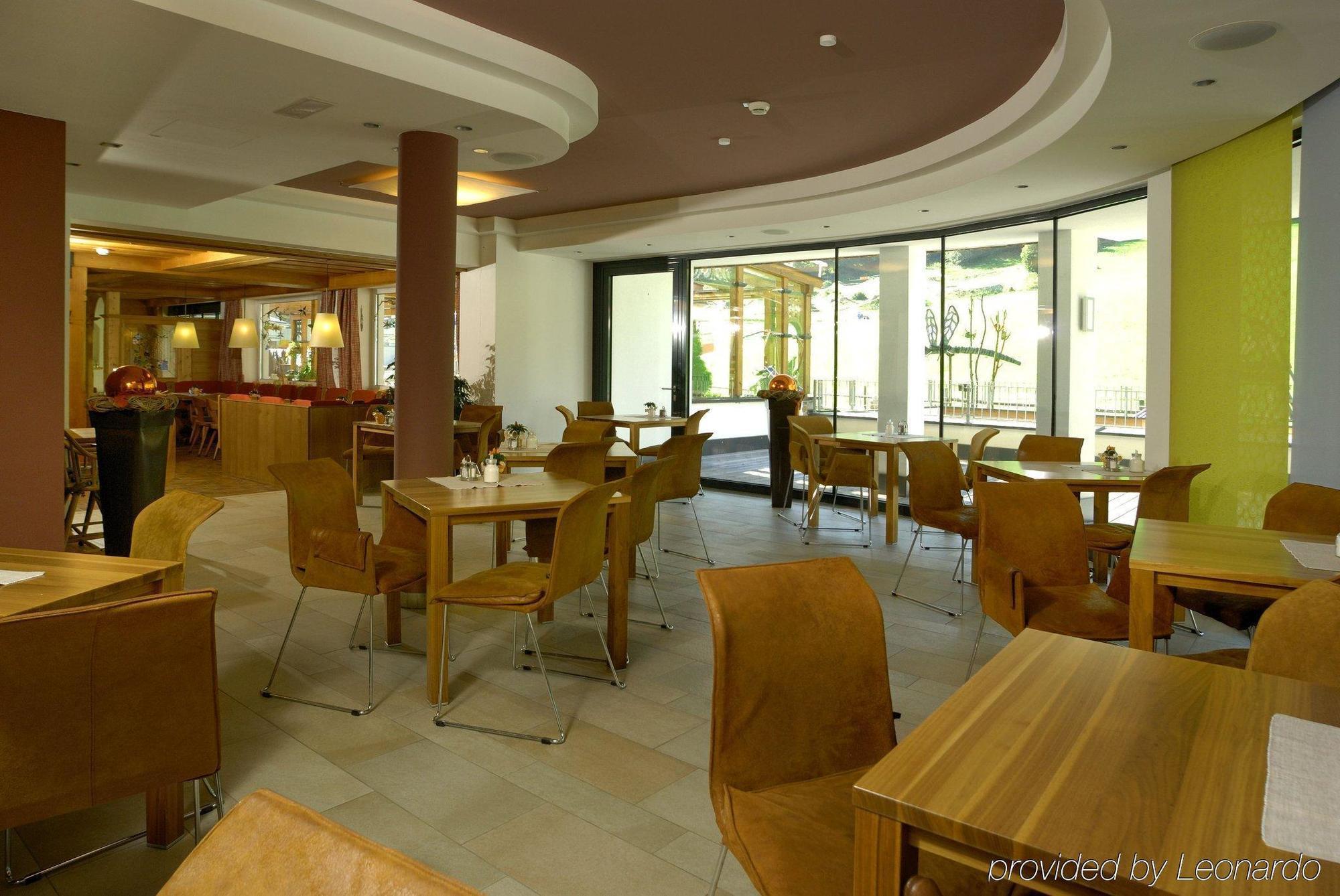 Hotel Bacher Asitzstubn Leogang Restaurant photo